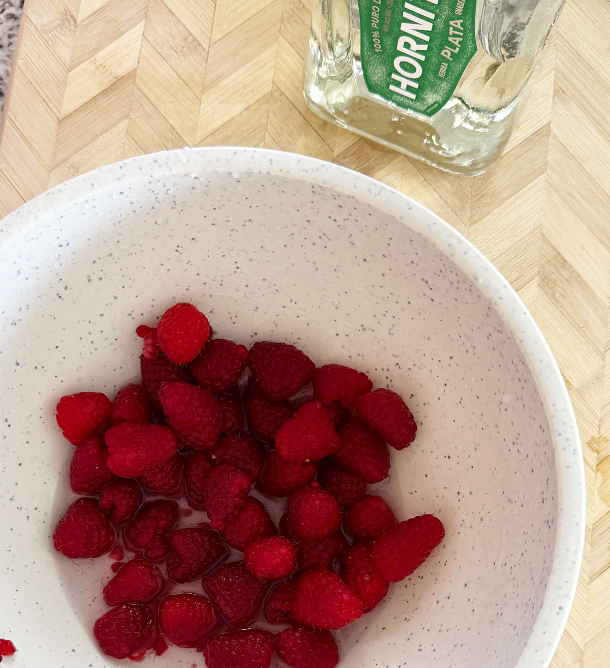 Drunk raspberry recipe mix with tequila.