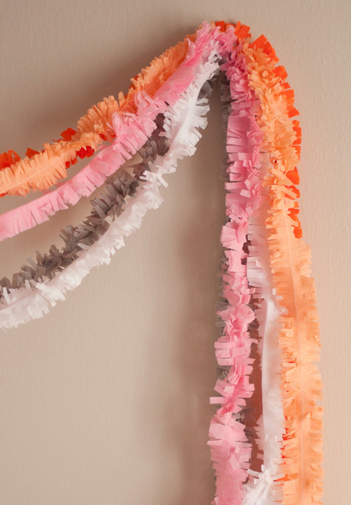 Thanksgiving garland with streamers.