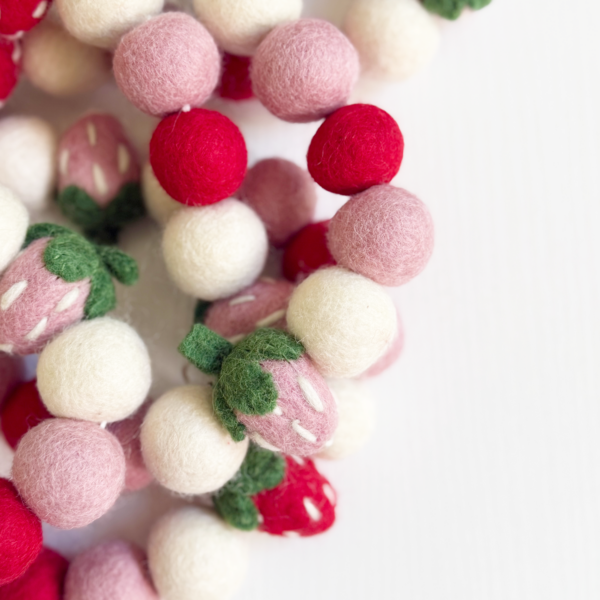 Felt Strawberry Garland, - Image 3