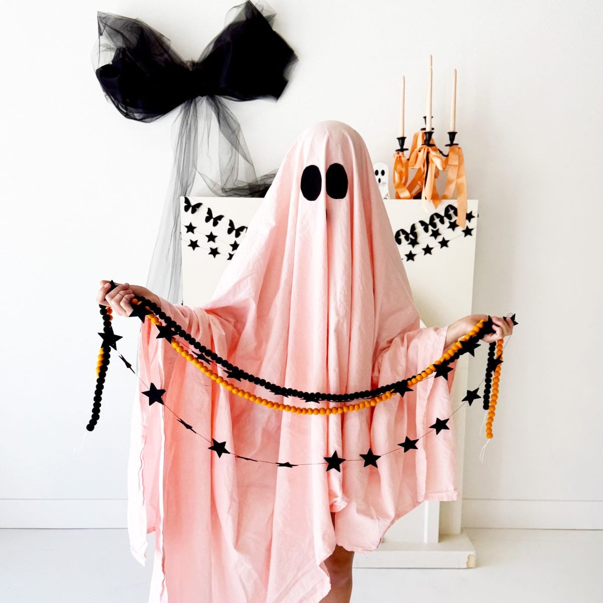 Halloween garland for mantle.
